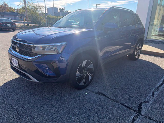 Certified 2023 Volkswagen Taos SE AWD/4WD image 8