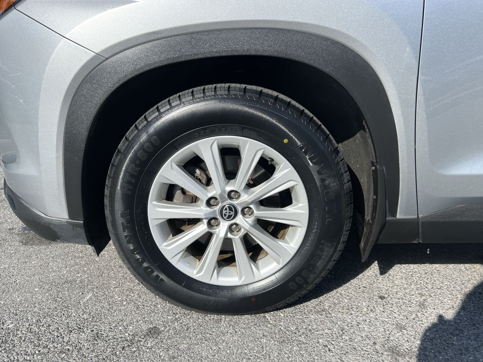 Used 2024 Toyota Grand Highlander AWD Hybrid image 12