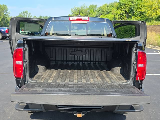 Used 2021 Chevrolet Colorado Z71 w/ Safety Package AWD/4WD image 12