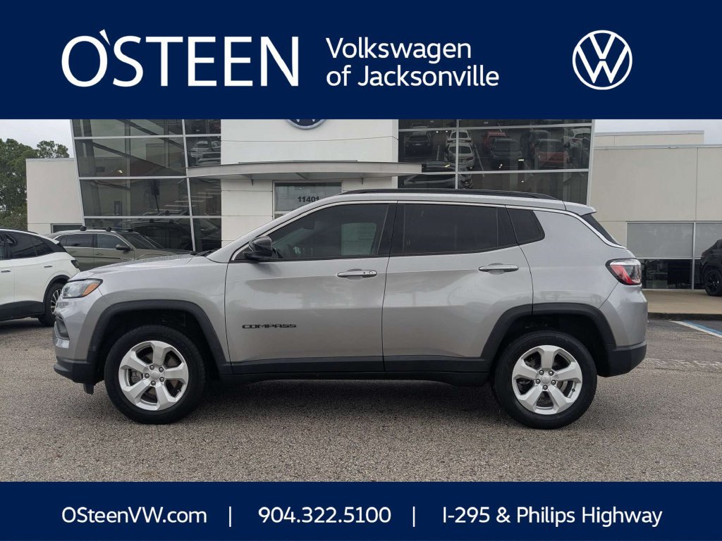 Used 2022 Jeep Compass Latitude AWD/4WD image 1