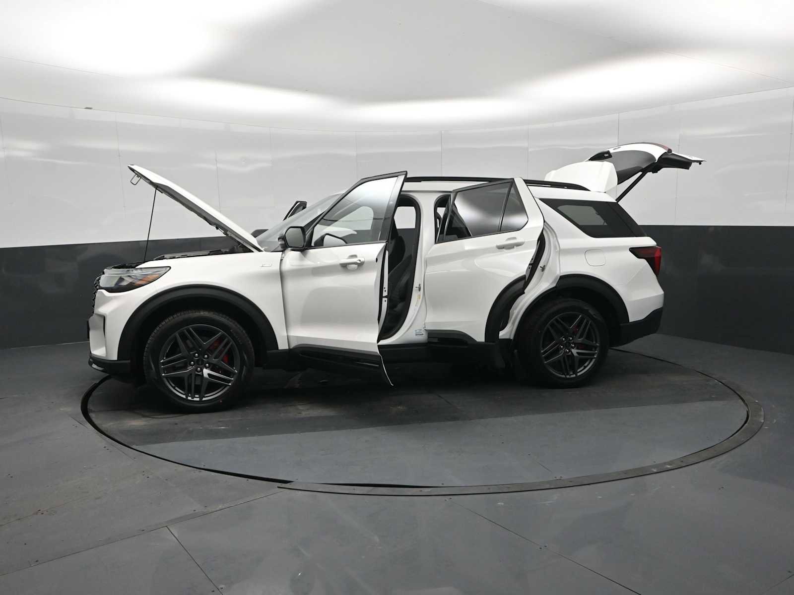 New 2026 Ford Explorer ST-Line w/ ST-Line Street Pack image 38