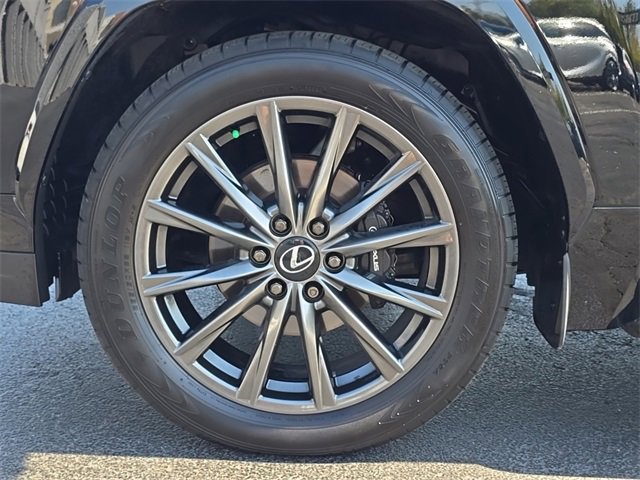 Certified 2024 Lexus LX 600 F Sport image 9