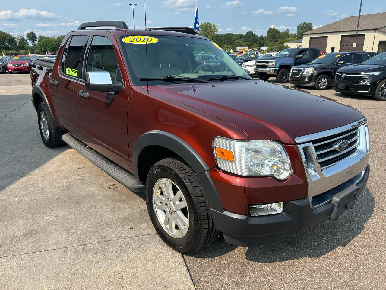 Used 2010 Ford Explorer Sport Trac XLT AWD/4WD image 3