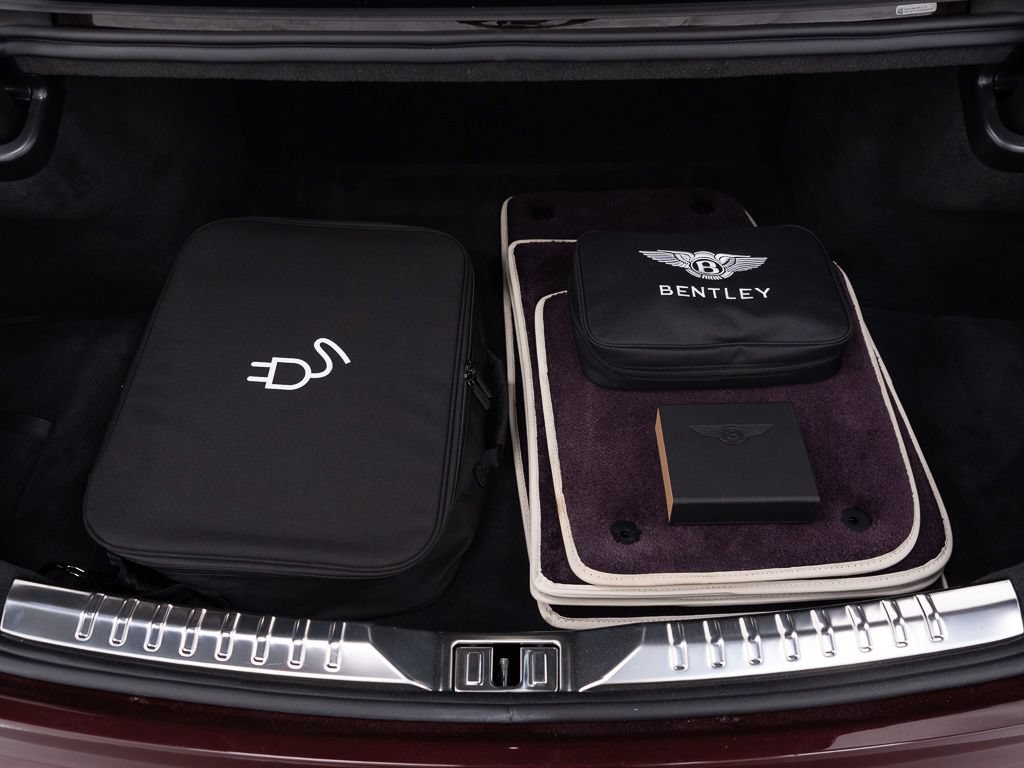 Used 2026 Bentley Flying Spur Plug-In Hybrid AWD/4WD image 48