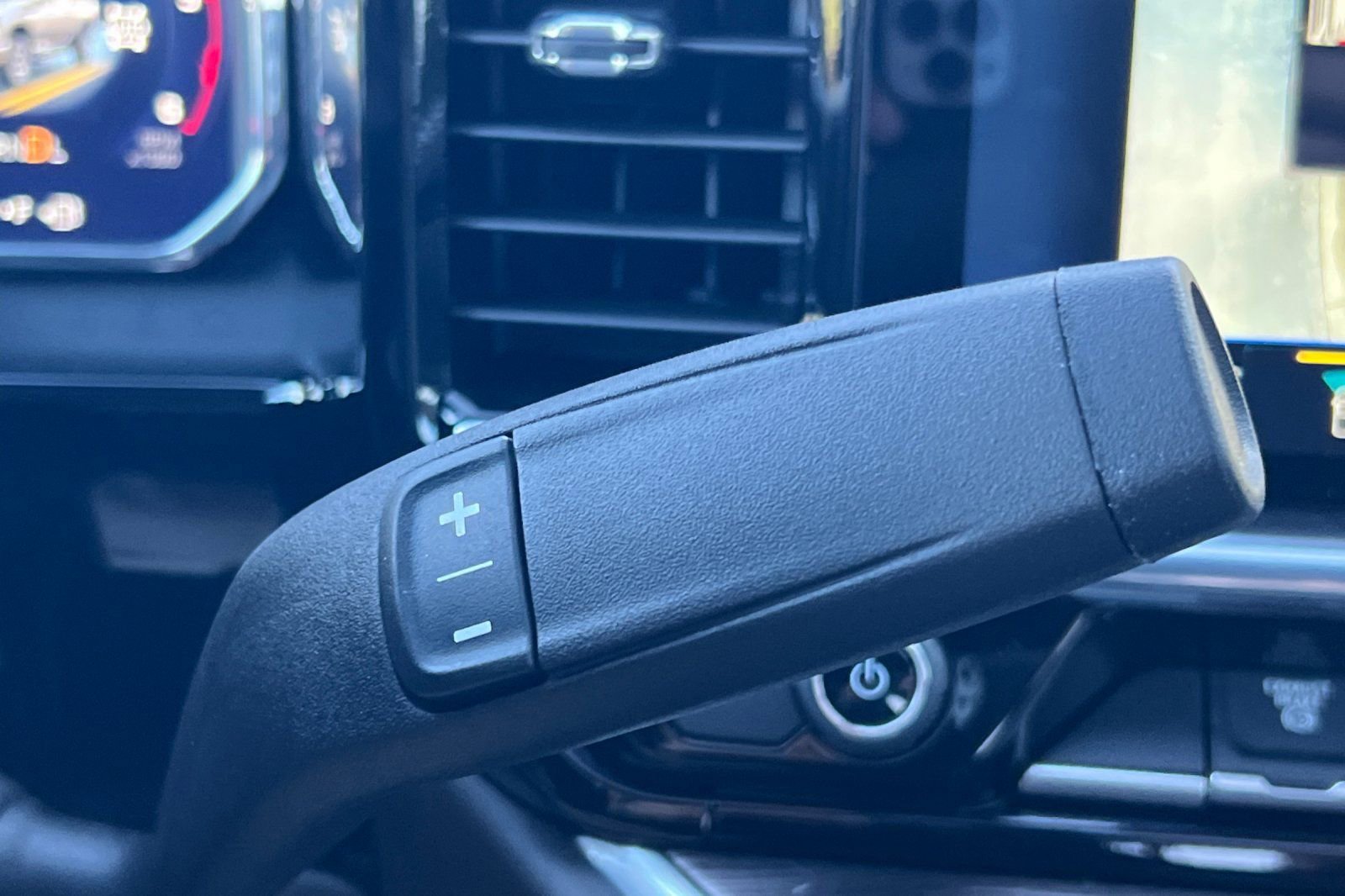 New 2026 Chevrolet Silverado 2500 LTZ w/ LTZ Premium Package image 21