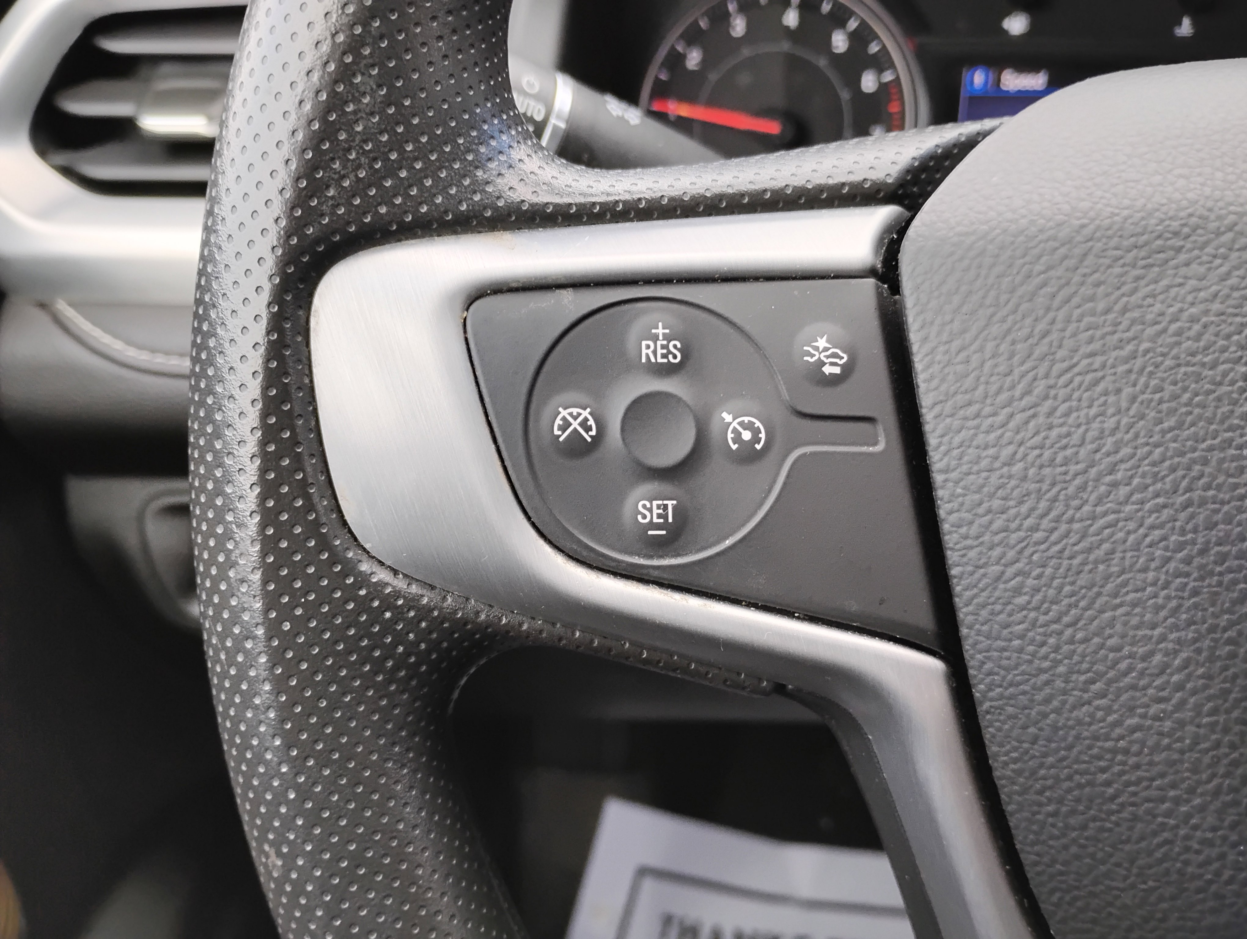 Used 2022 GMC Acadia SLE w/ Driver Convenience Package image 10