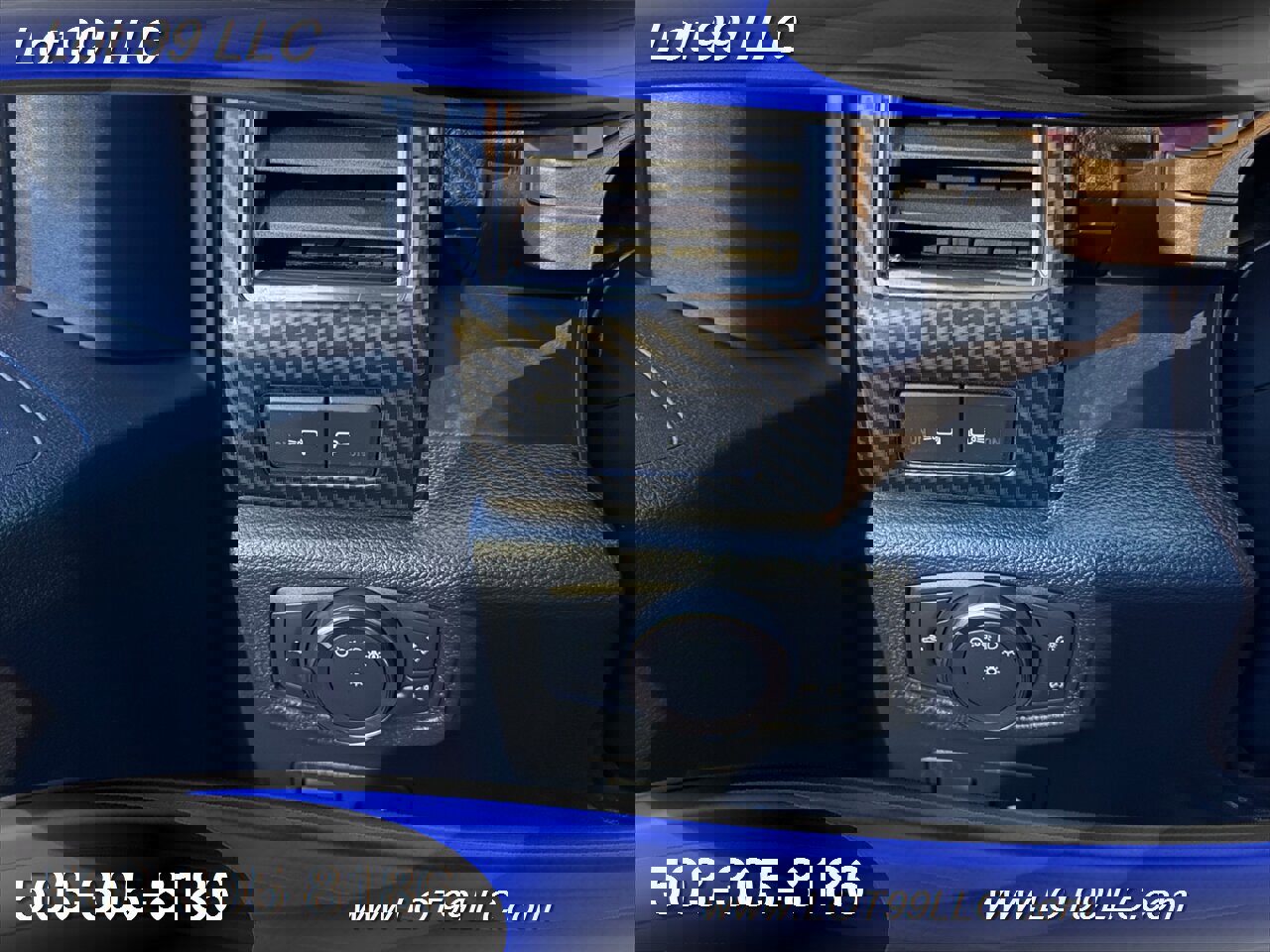 Used 2020 Ford F150 Raptor w/ Equipment Group 802A Luxury image 57