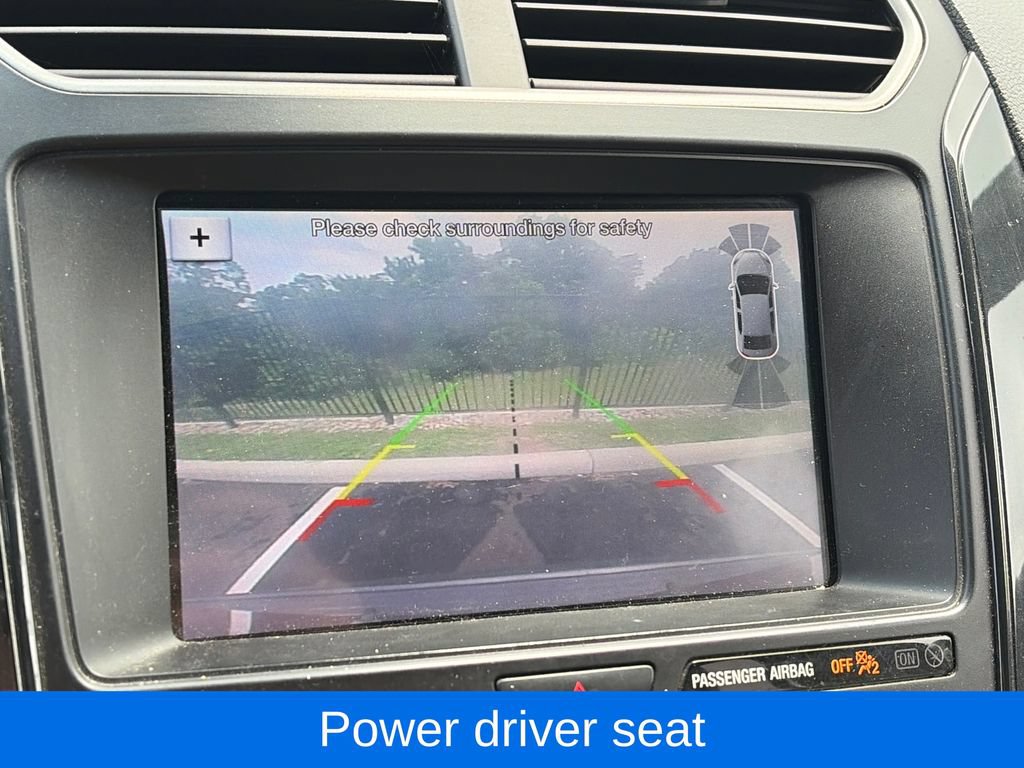 Used 2019 Ford Explorer XLT w/ Equipment Group 202A AWD/4WD image 24
