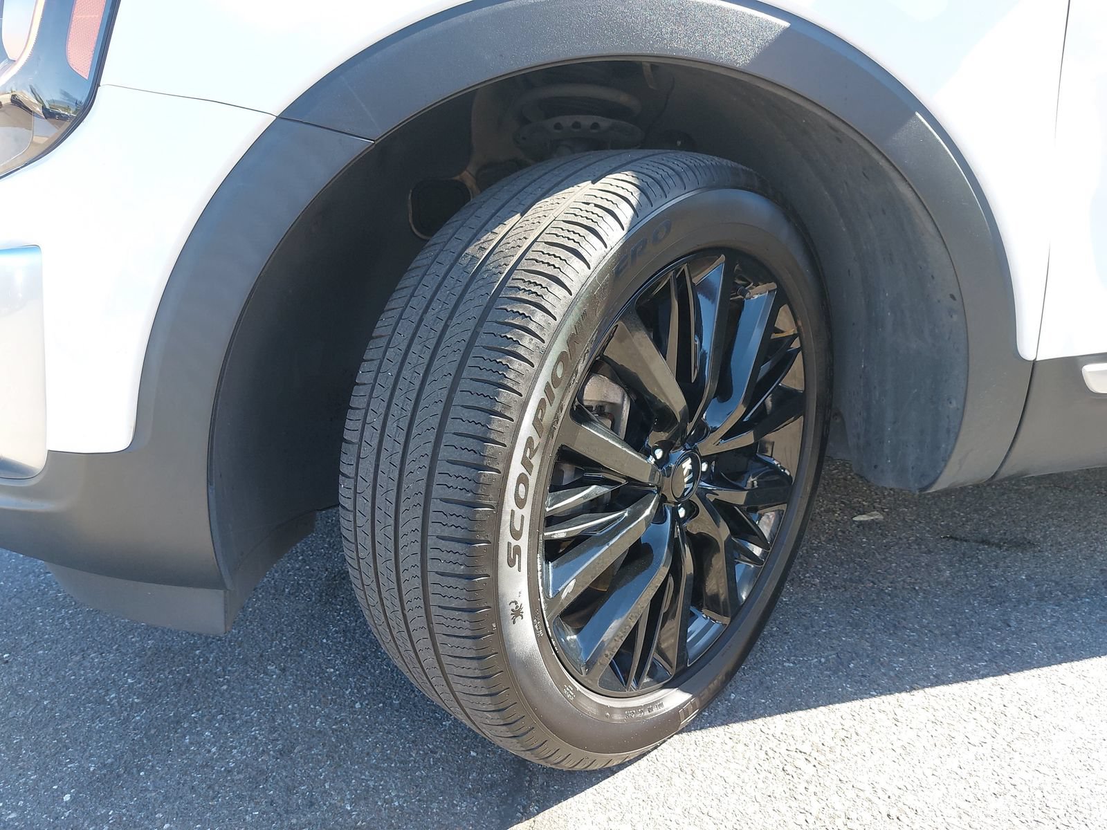 Used 2021 Kia Telluride SX w/ Towing Package FWD image 36