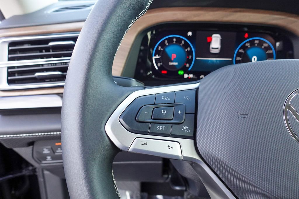 New 2026 Volkswagen Atlas SE image 18