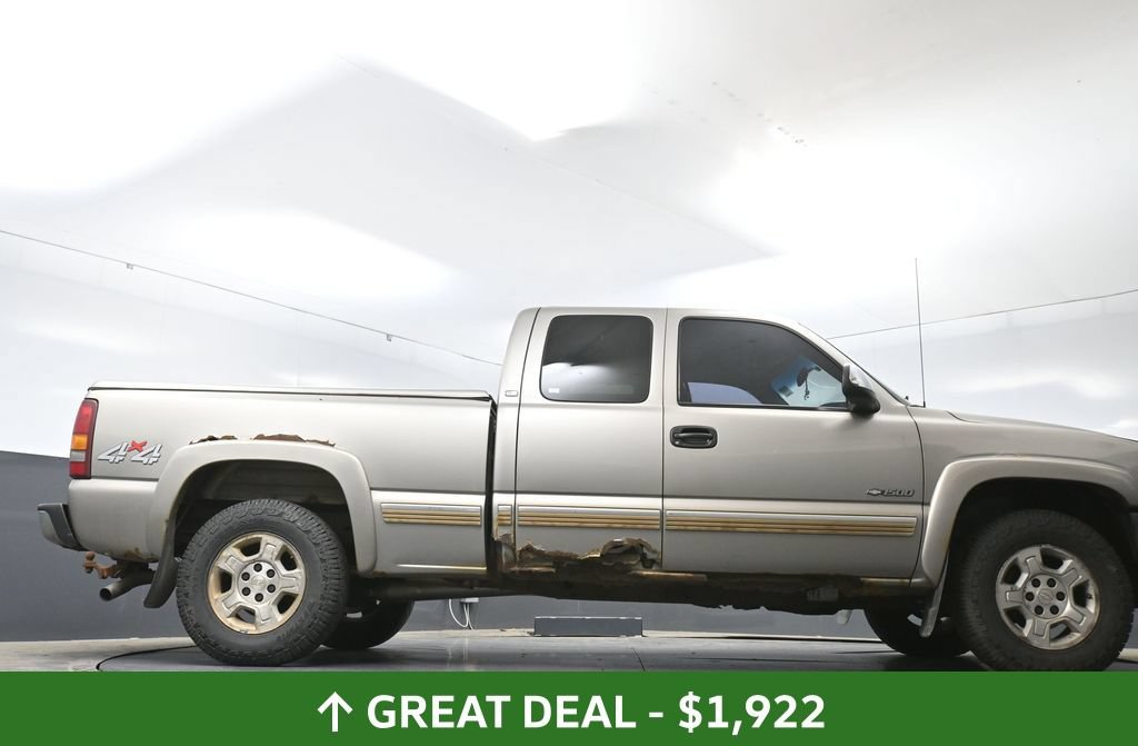 Used 2001 Chevrolet Silverado 1500 LS w/ Firm Ride Suspension Pkg AWD/4WD image 24