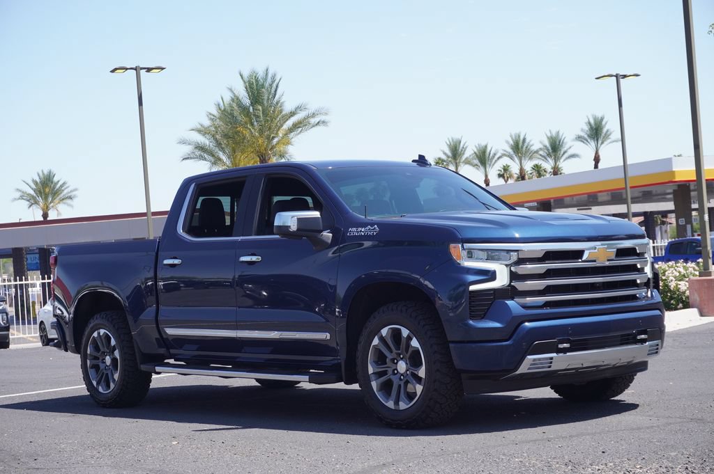 Certified 2023 Chevrolet Silverado 1500 High Country AWD/4WD image 4
