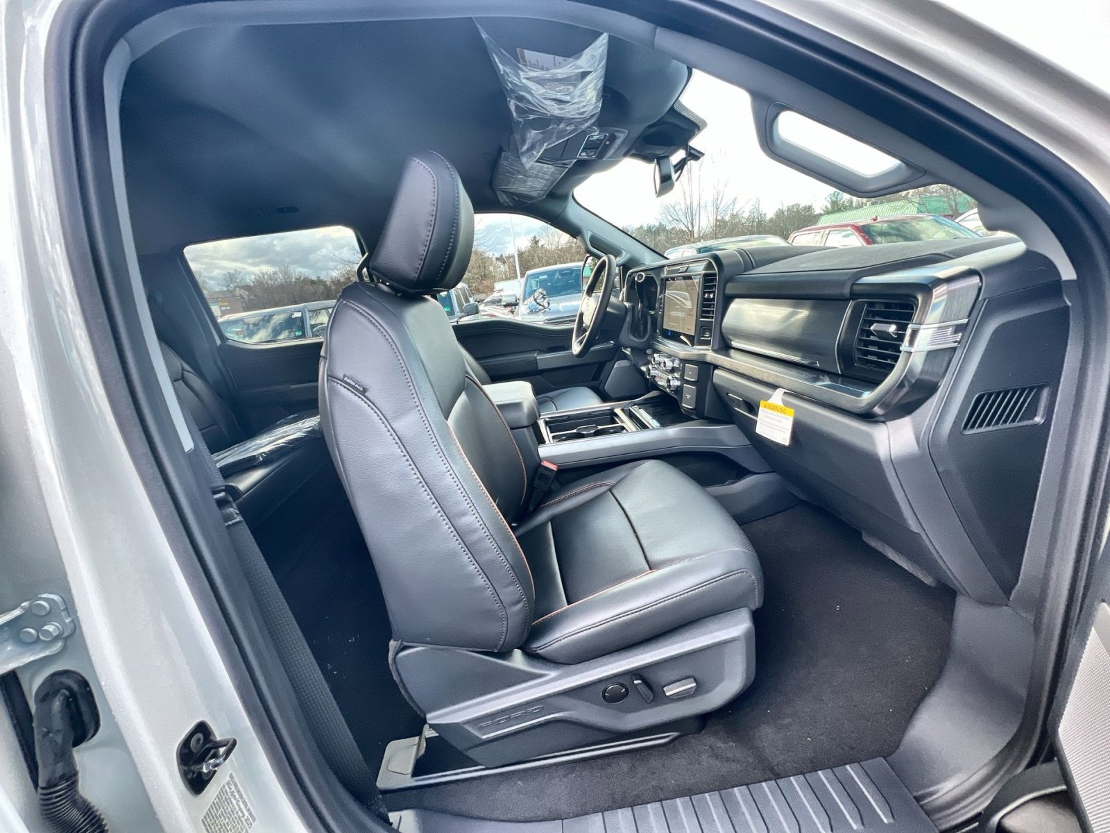 New 2026 Ford F250 Lariat w/ FX4 Off-Road Package image 27