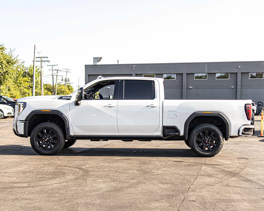Used 2025 GMC Sierra 2500 AT4 w/ AT4 Premium Plus Package AWD/4WD image 6