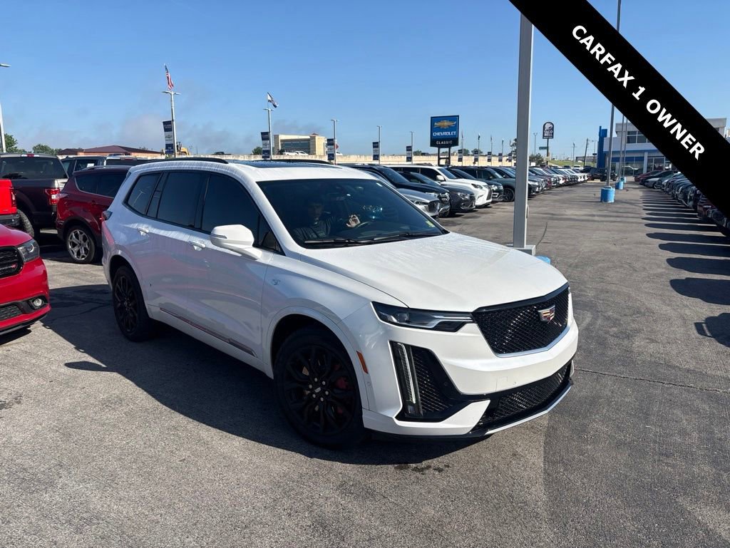 Used 2022 Cadillac XT6 Sport w/ Technology Package