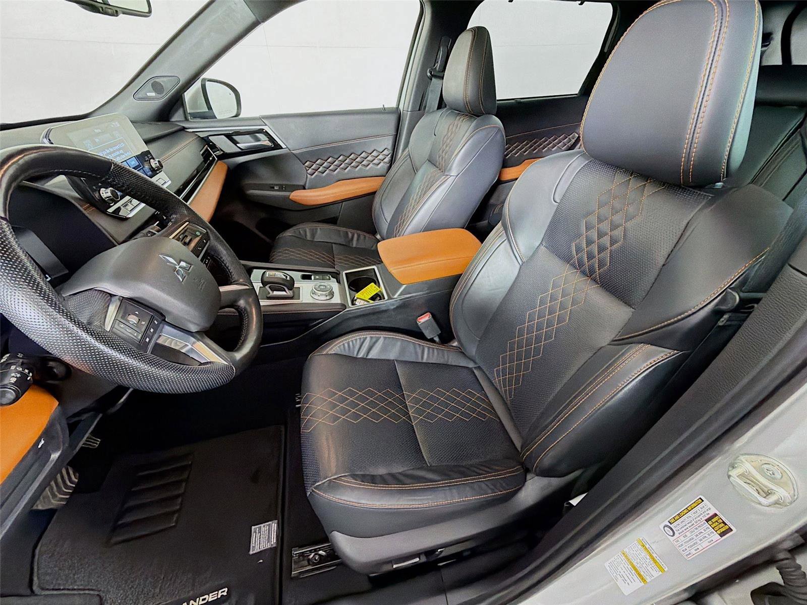 Used 2022 Mitsubishi Outlander SEL image 11