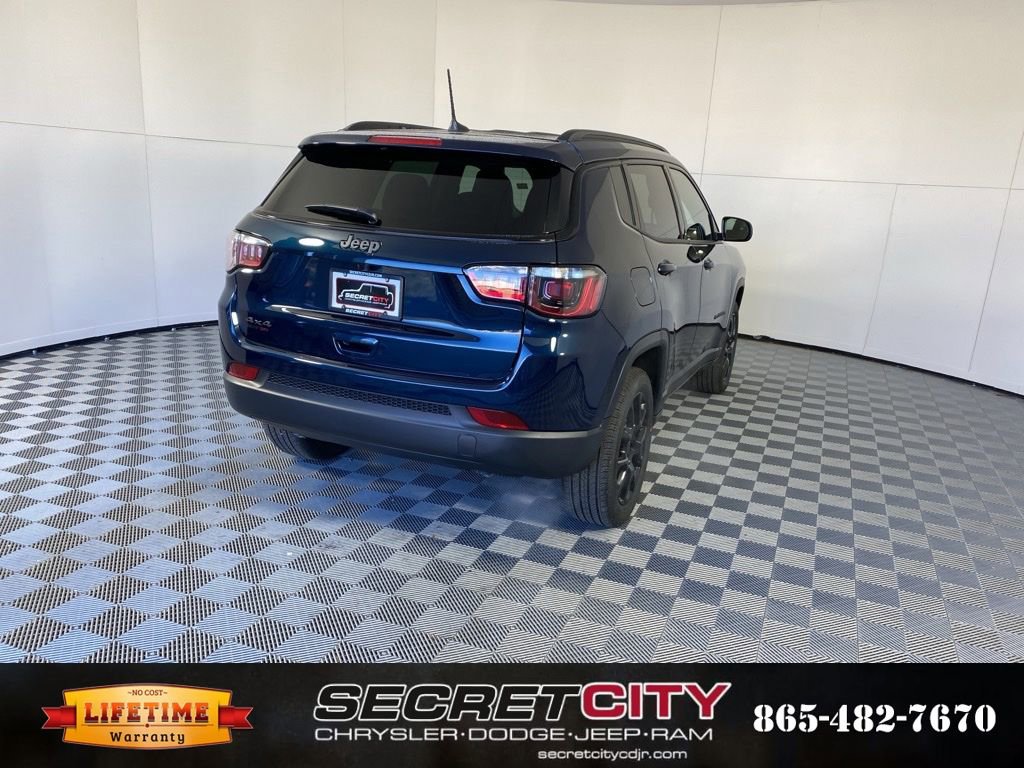 New 2026 Jeep Compass Latitude image 7