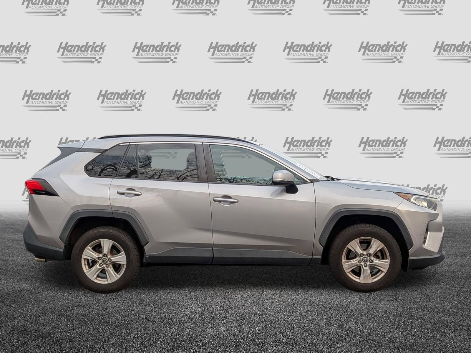 Used 2020 Toyota RAV4 XLE image 10