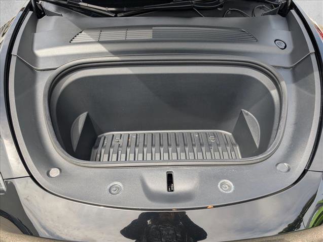 Used 2021 Tesla Model Y Long Range AWD/4WD image 20