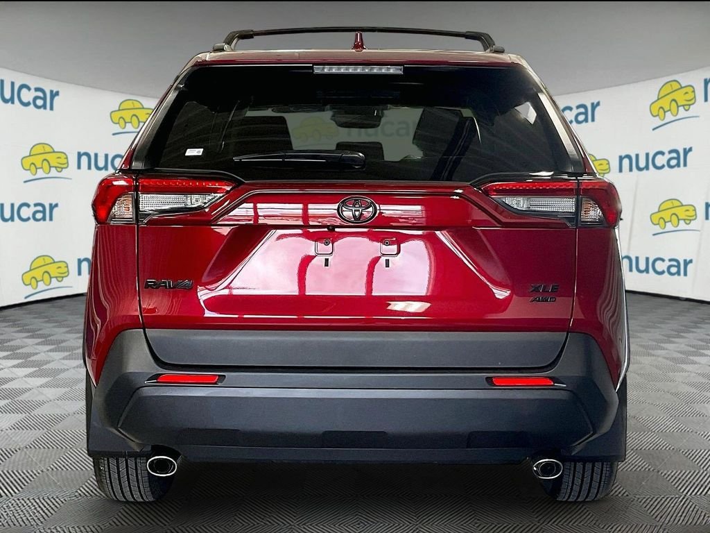 Used 2025 Toyota RAV4 XLE AWD/4WD image 5