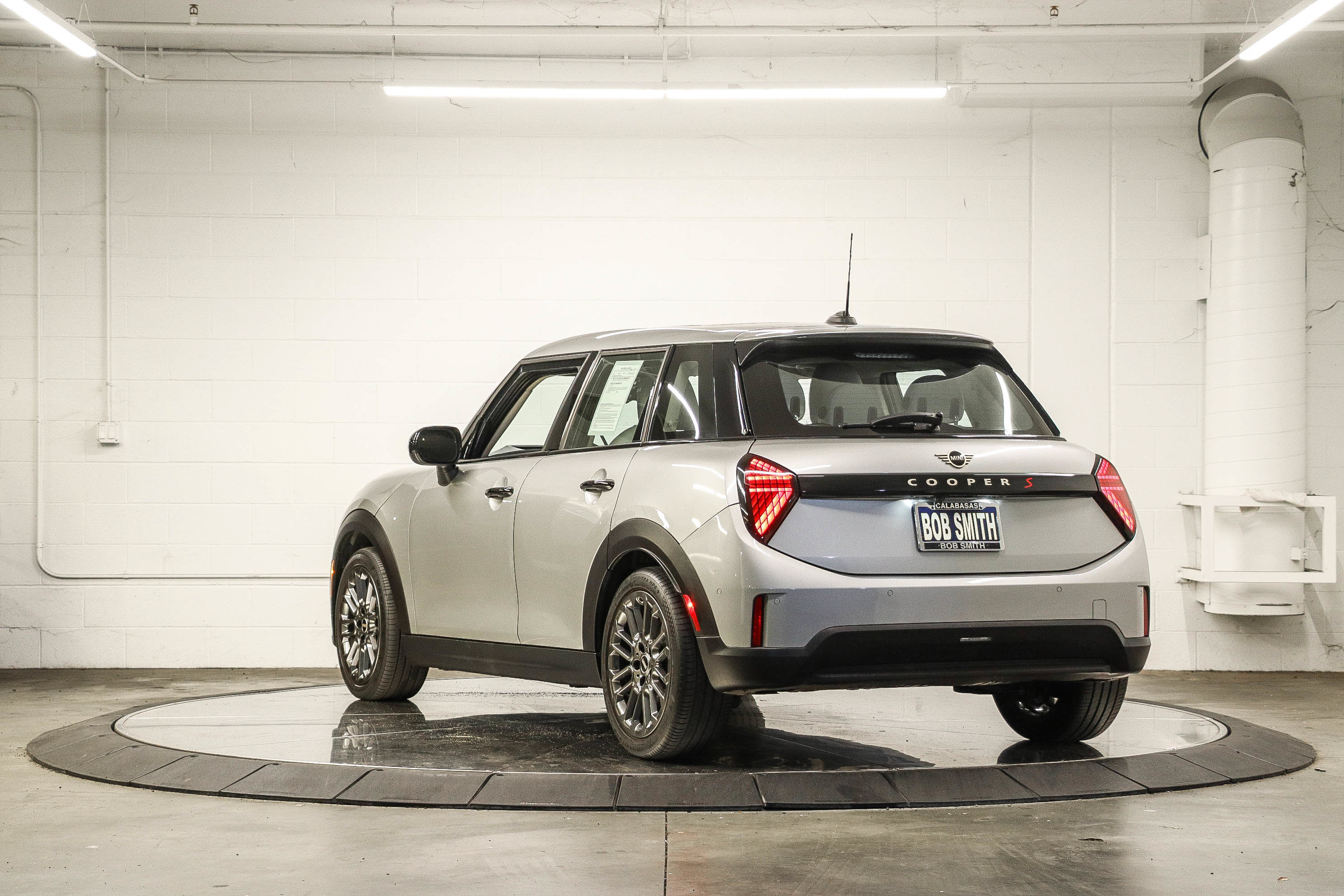 Used 2025 MINI Cooper S FWD image 5