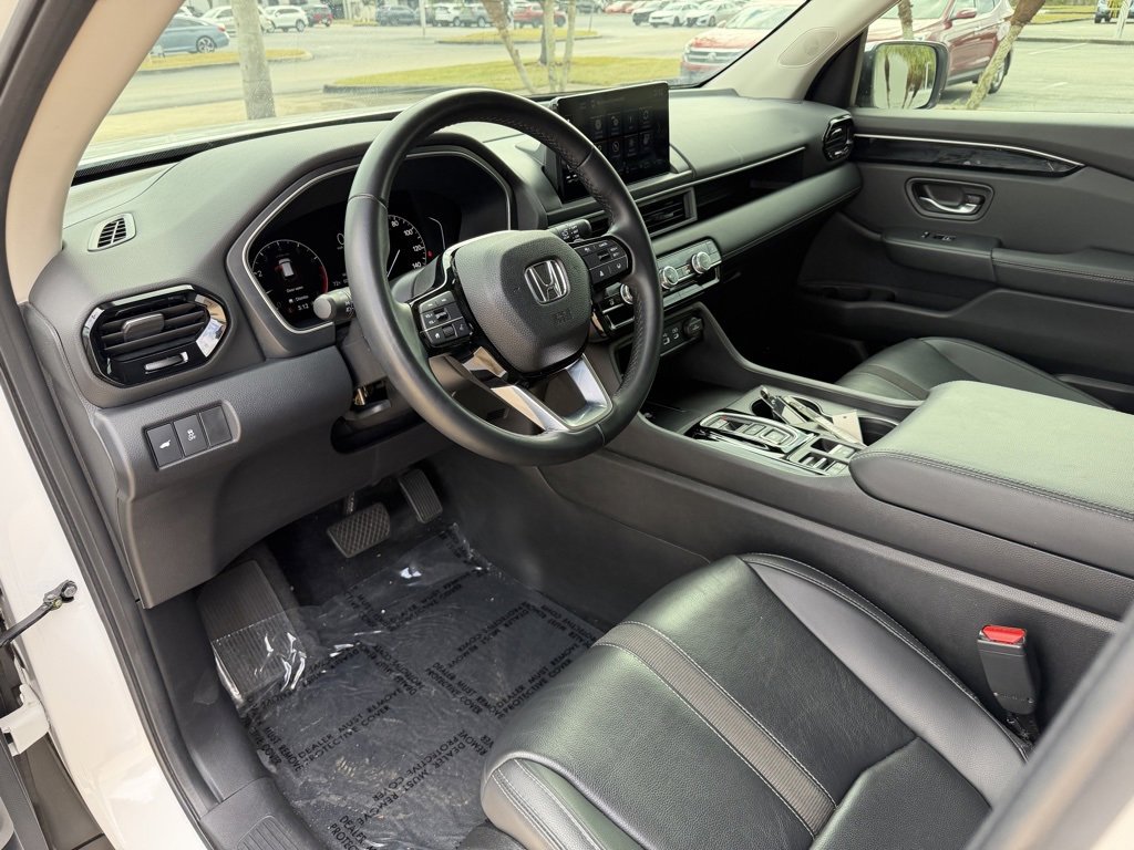 Used 2023 Honda Pilot EX-L image 10