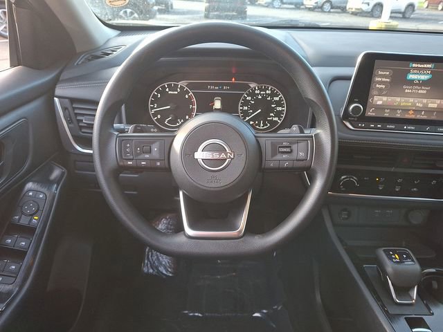 Used 2024 Nissan Rogue S image 19