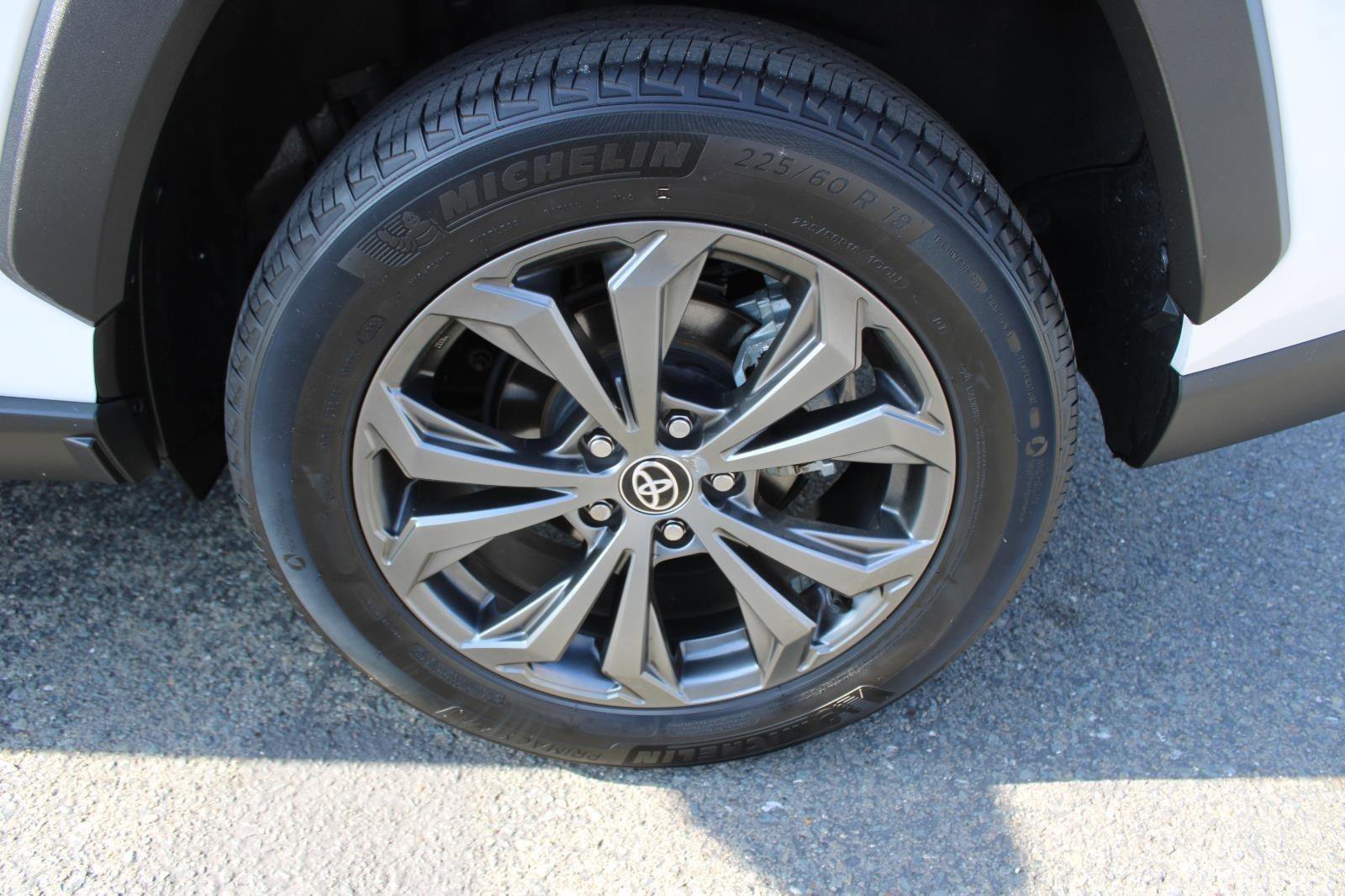 Used 2024 Toyota RAV4 Limited image 12