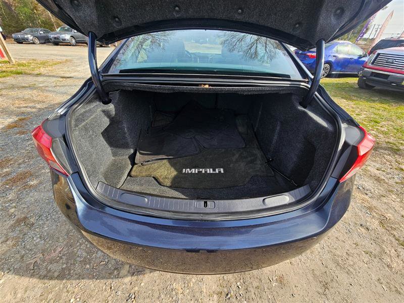 Used 2016 Chevrolet Impala LT image 23