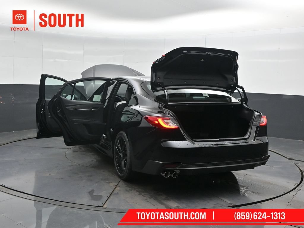 Used 2026 Toyota Camry SE FWD image 59