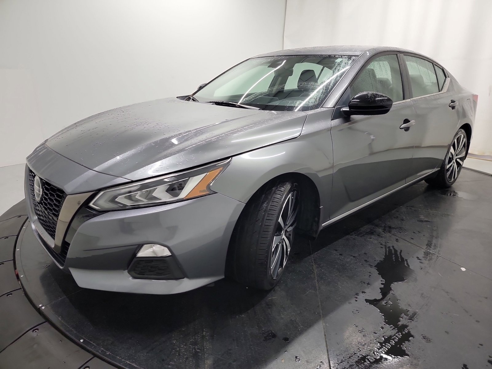 Used 2022 Nissan Altima 2.5 SR image 3
