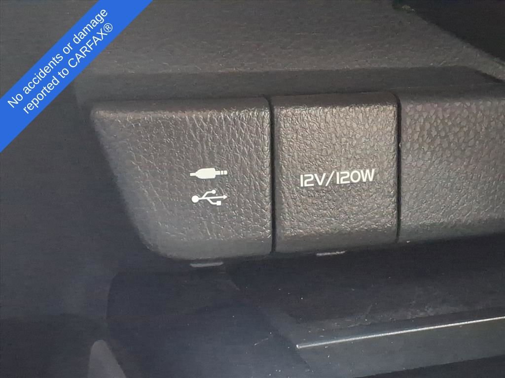 Used 2019 Toyota Camry SE image 29