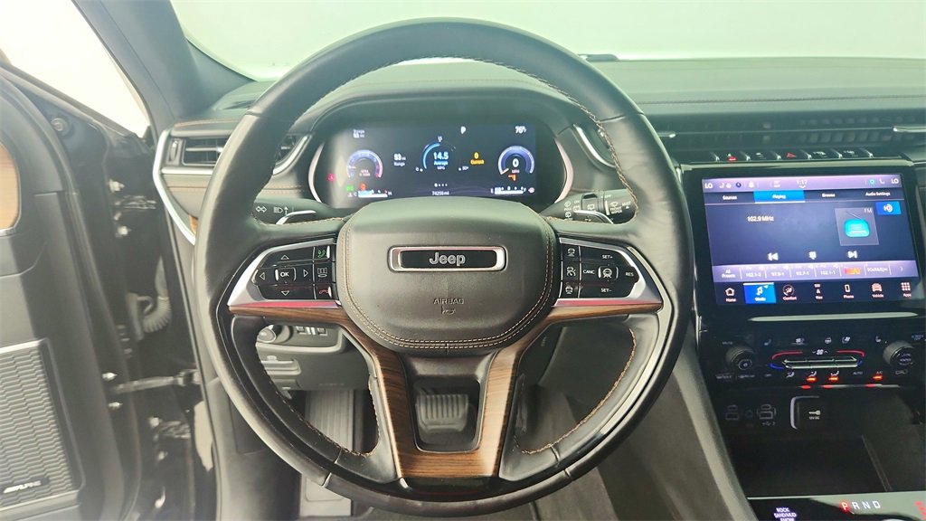 Used 2021 Jeep Grand Cherokee L Summit w/ Luxury Tech Group V image 18