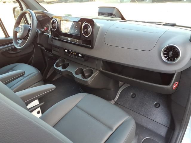 New 2026 Mercedes-Benz Sprinter 2500 image 16