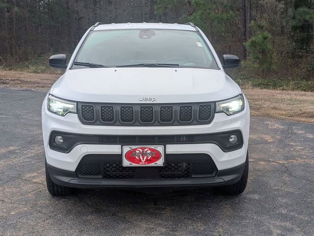 Used 2024 Jeep Compass Latitude image 5