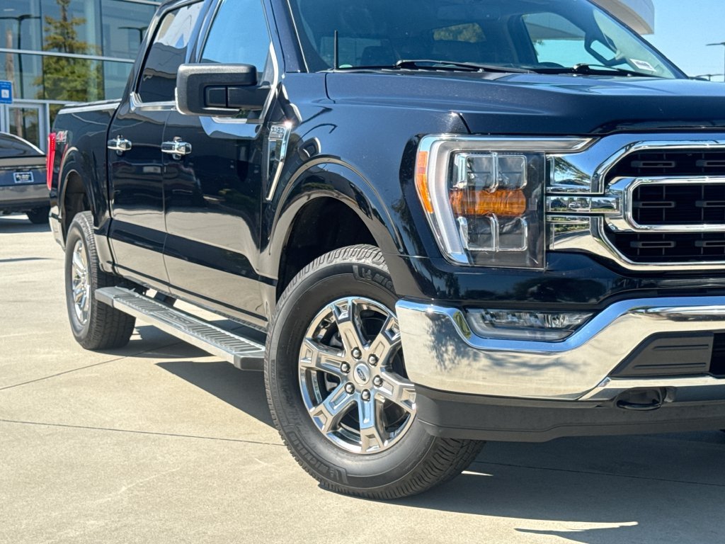 Used 2022 Ford F150 XLT w/ Equipment Group 302A High AWD/4WD image 9