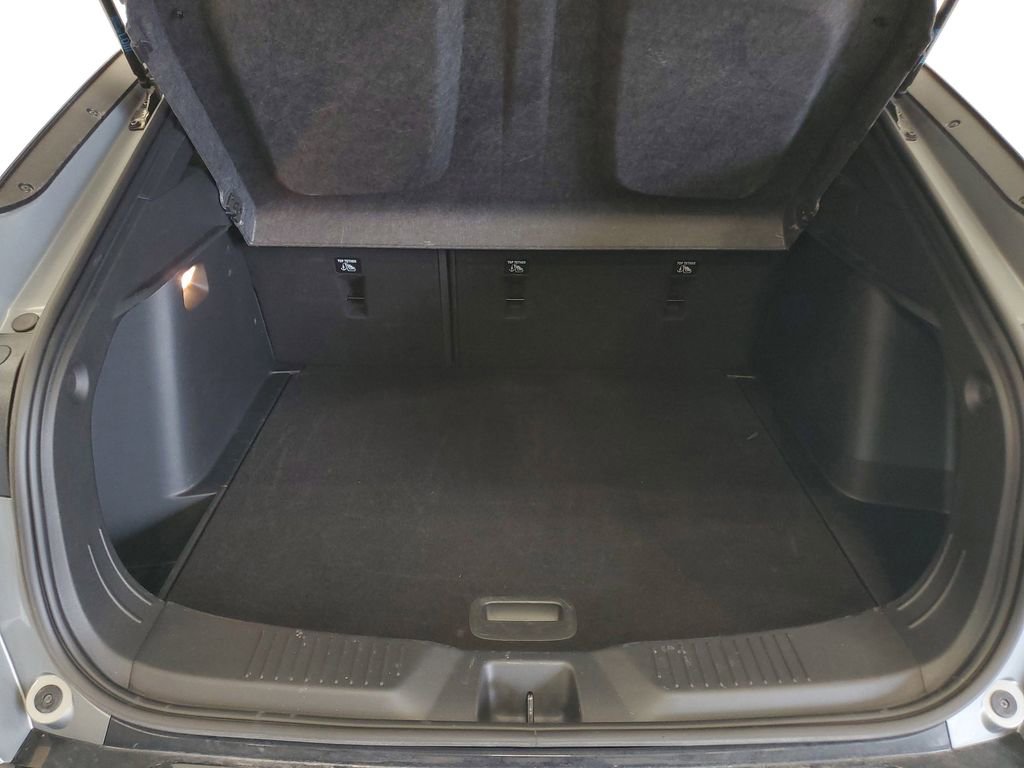 Used 2025 Buick Envista Sport Touring image 23