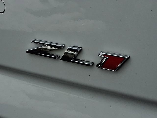 Used 2022 Chevrolet Camaro ZL1 image 31