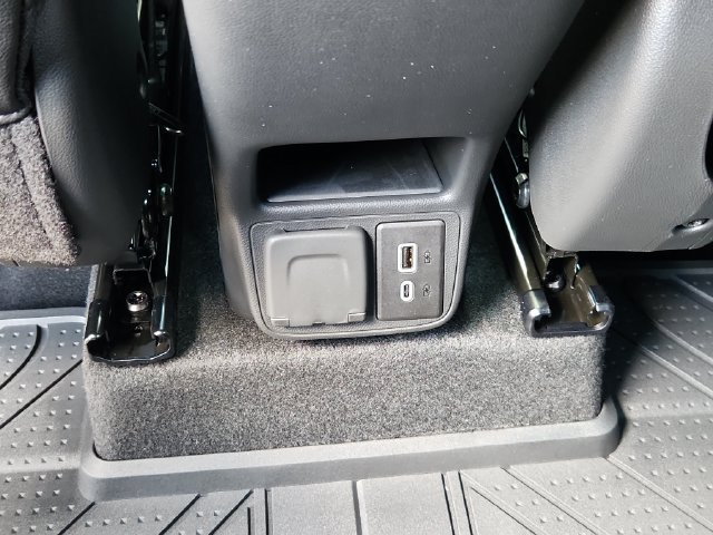New 2026 Chevrolet TrailBlazer RS w/ Convenience Package FWD image 16