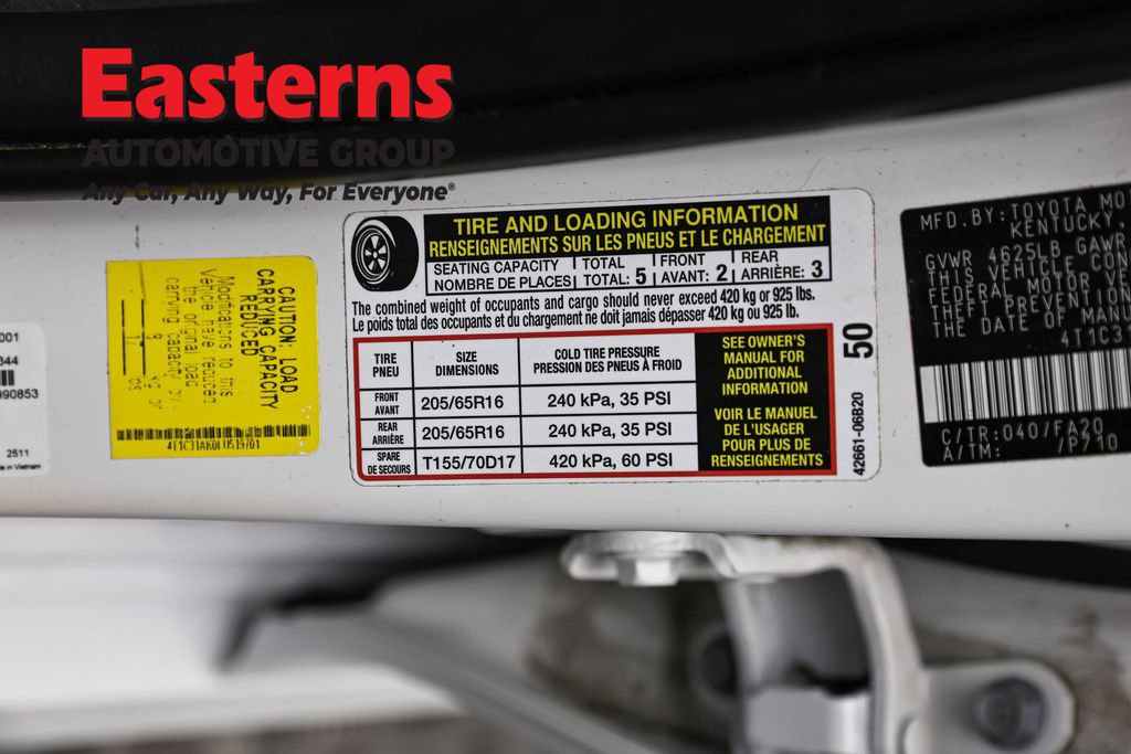 Used 2020 Toyota Camry LE image 36