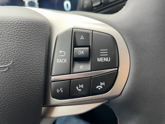 New 2025 Ford Explorer Active w/ Active Comfort Package image 24