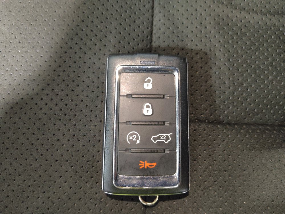 Used 2023 Jeep Grand Cherokee Altitude AWD/4WD image 32