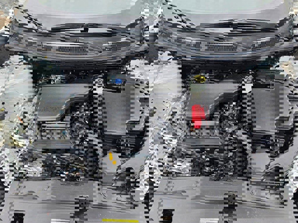 Used 2022 Nissan Rogue Sport S image 24