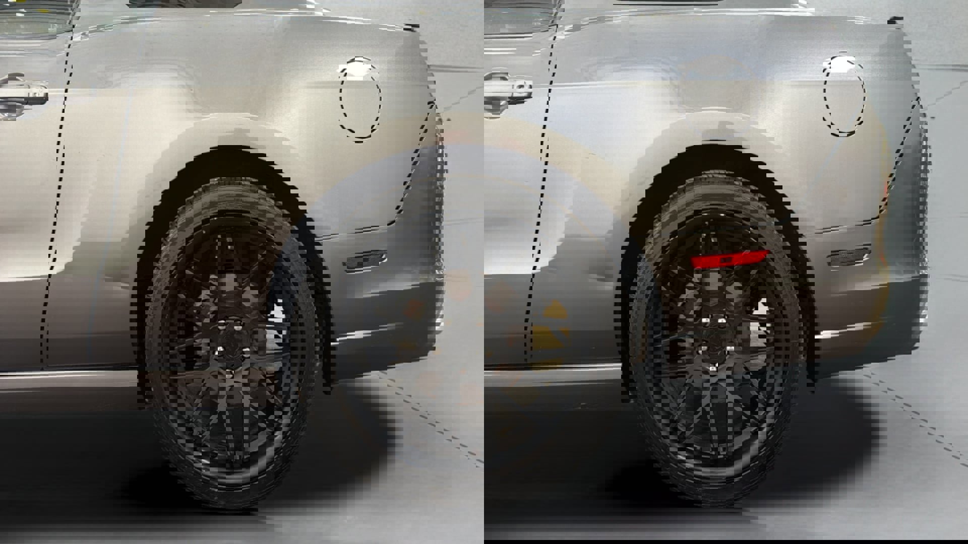 Used 2014 Ford Mustang GT image 36