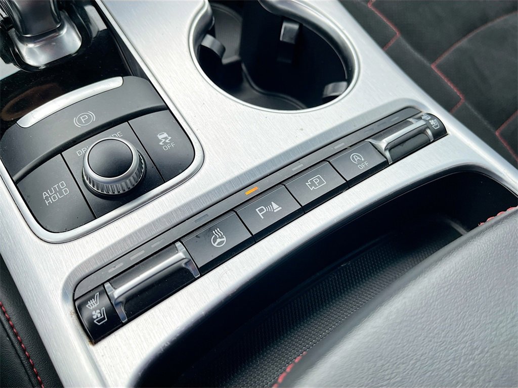 Used 2023 Kia Stinger GT2 image 21