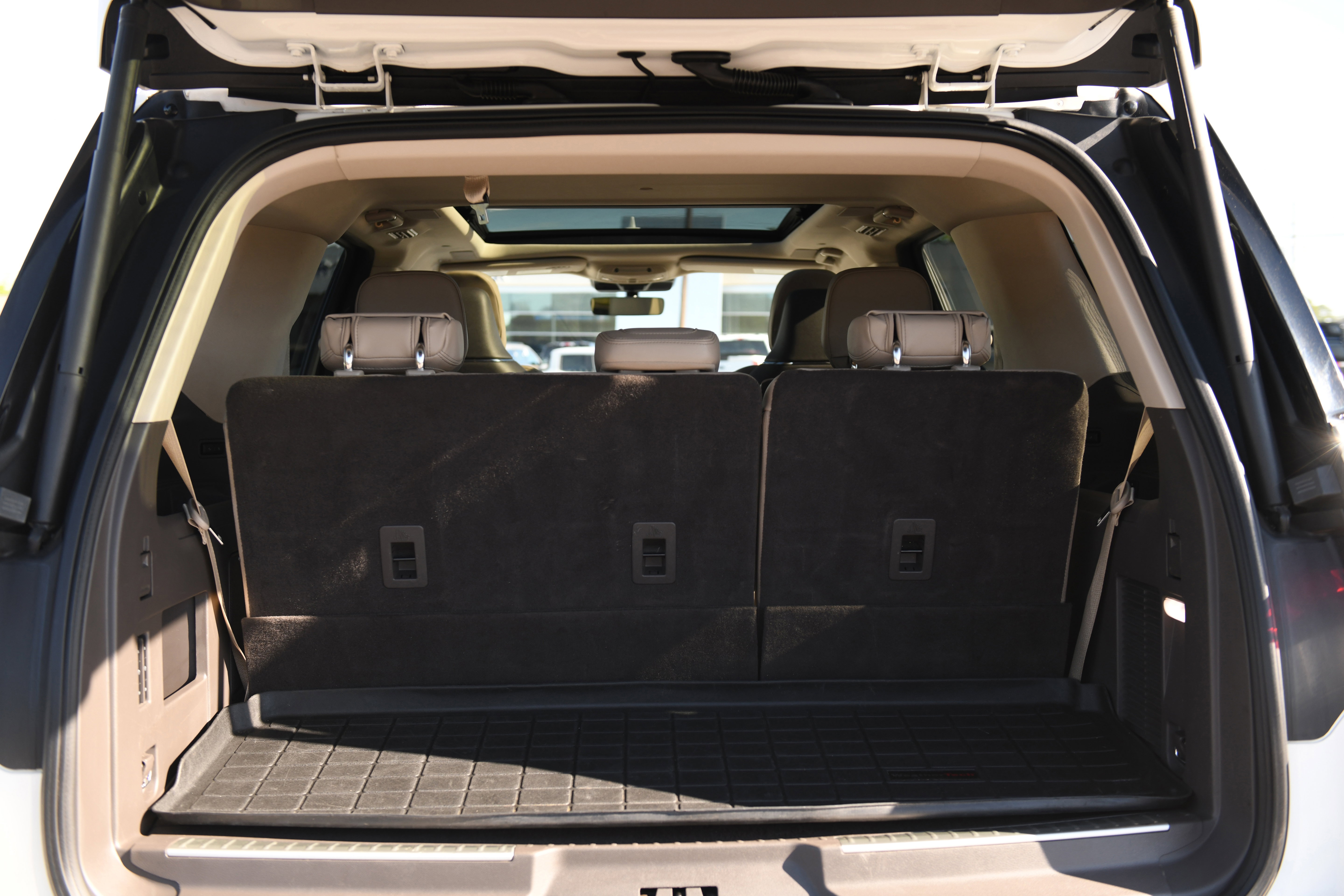 Used 2022 Lincoln Navigator Reserve AWD/4WD image 10
