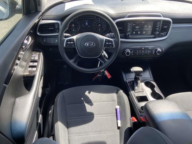 Used 2020 Kia Sorento LX image 10