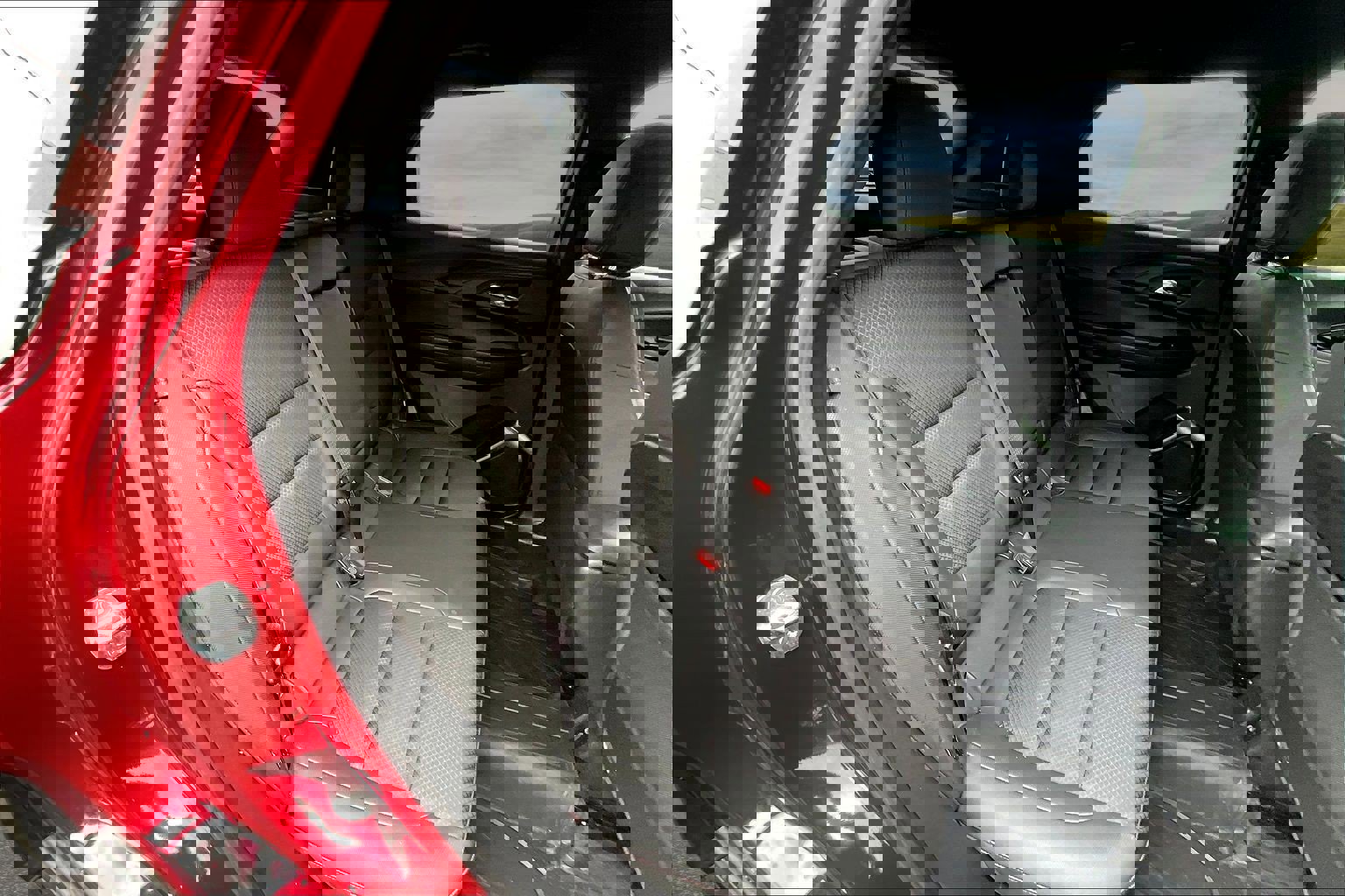 Used 2023 Chevrolet TrailBlazer RS w/ Convenience Package image 16