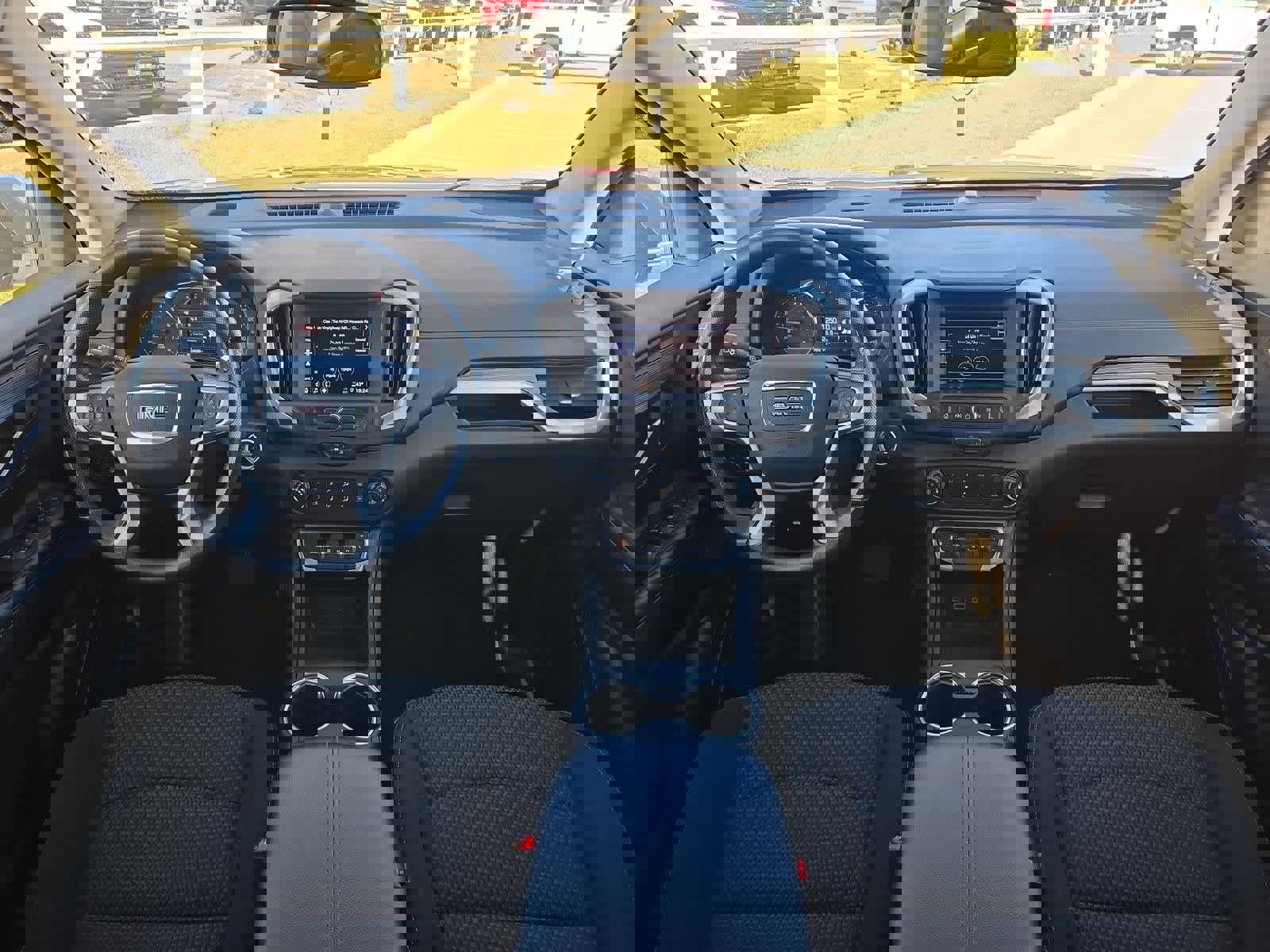 Used 2024 GMC Terrain SLE image 14