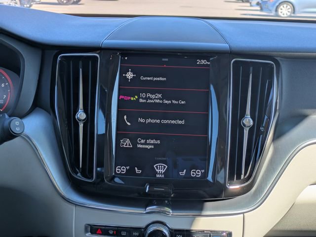 Used 2018 Volvo XC60 T6 Momentum w/ Convenience Package image 19